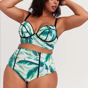 Size 4 Torrid Green Palm Print Underwire Bikini Top